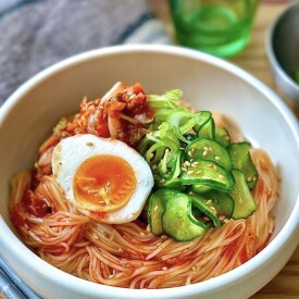 人気焼肉店✨自慢の冷麺「やまなか家　旨辛ビビン麺」