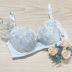 ウィング定番商品𓈒𓂂𓏸新色入荷🪽☘︎ ‧˚