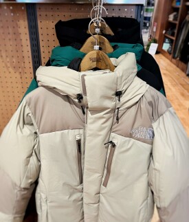 THE NORTH FACEの大人気ダウンジャケット入荷！