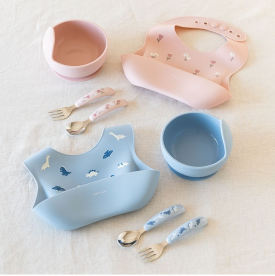 《新商品》抗菌シリコンビブ ポーチ付