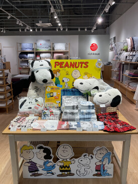 ＼75周年限定のPEANUTSの仲間たちが大集結です！！／