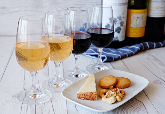 5/31(日)　違いが分かるようになる！ワイン4種徹底飲み比べ講座