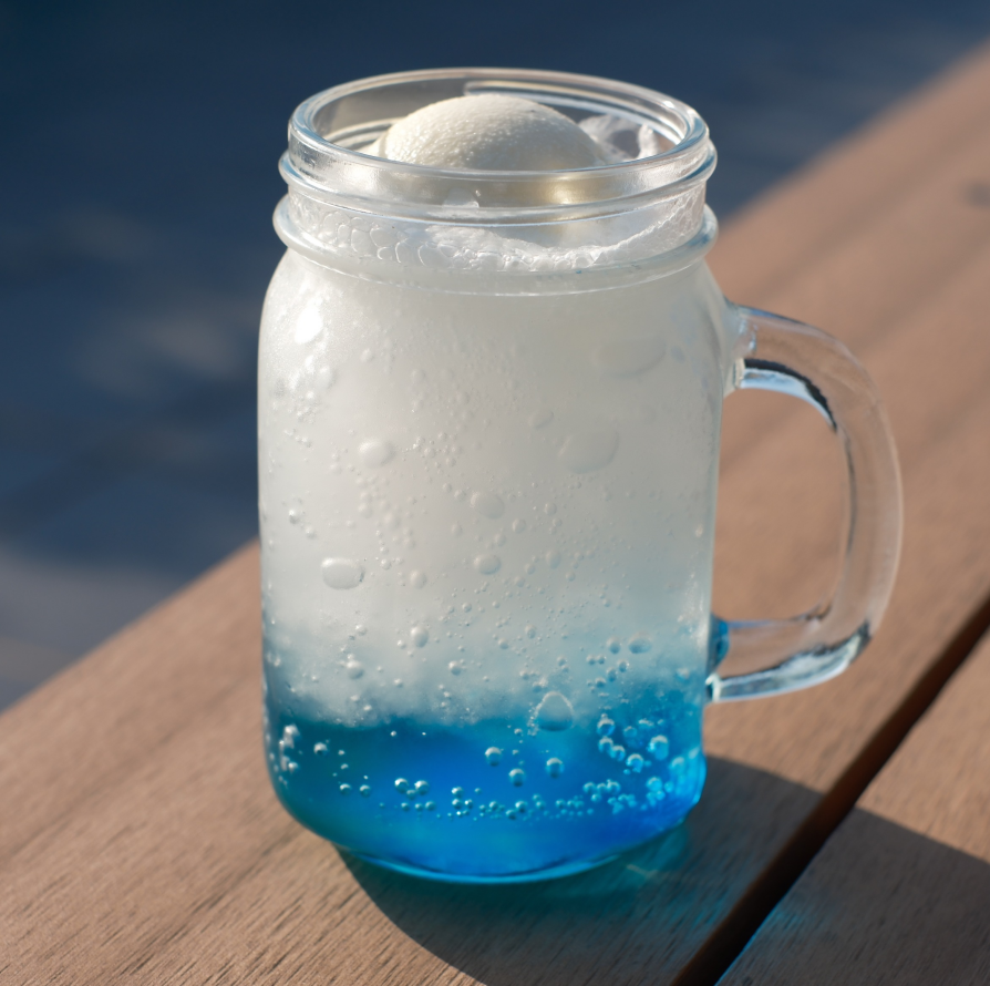 大人気！夏にぴったりなドリンク🌊